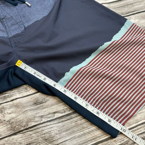 Volcom Men's Pull-On Swim Trunks Board Shorts 30 Blue Red Colorblock Zip Pocket - Picture 8 of 8